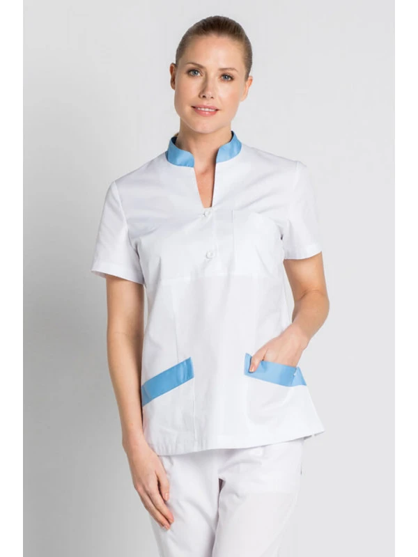 Blouse Médicale Col Mao Dyneke Blanc Bleu 4 Blouse Médicale Col Mao Dyneke Blanc Bleu – Image 2