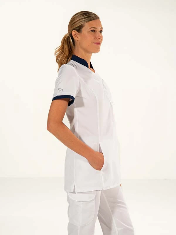 Tunique Femme Coupe Cintrée Blanche / Bleue Marine Ayako 4 Tunique Femme Coupe Cintrée Blanche / Bleue Marine Ayako – Image 2