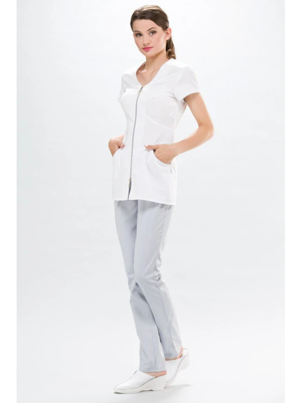 Tunique Médicale Lily Couture Blanche & Grise 7 Tunique Médicale Lily Couture Blanche & Grise – Image 5